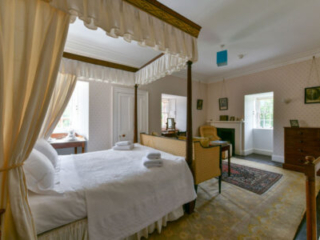 Craigston-White-Room-copyright-2023-hastoncreative